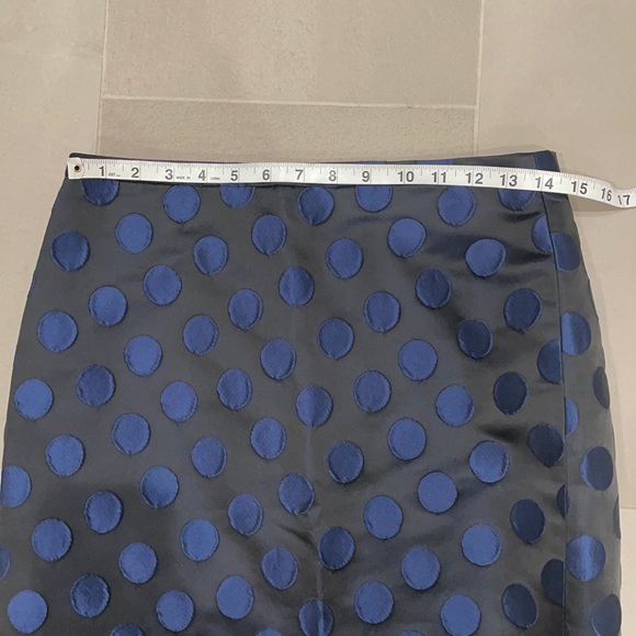 J Crew pencil skirt in dot brocade - Picture 13 of 16